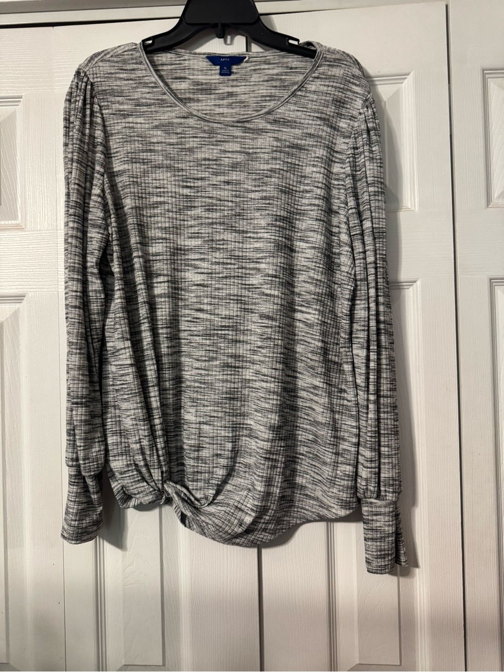 Apt. 9 Gray Space-Dye Twist-Hem Long Sleeve Top